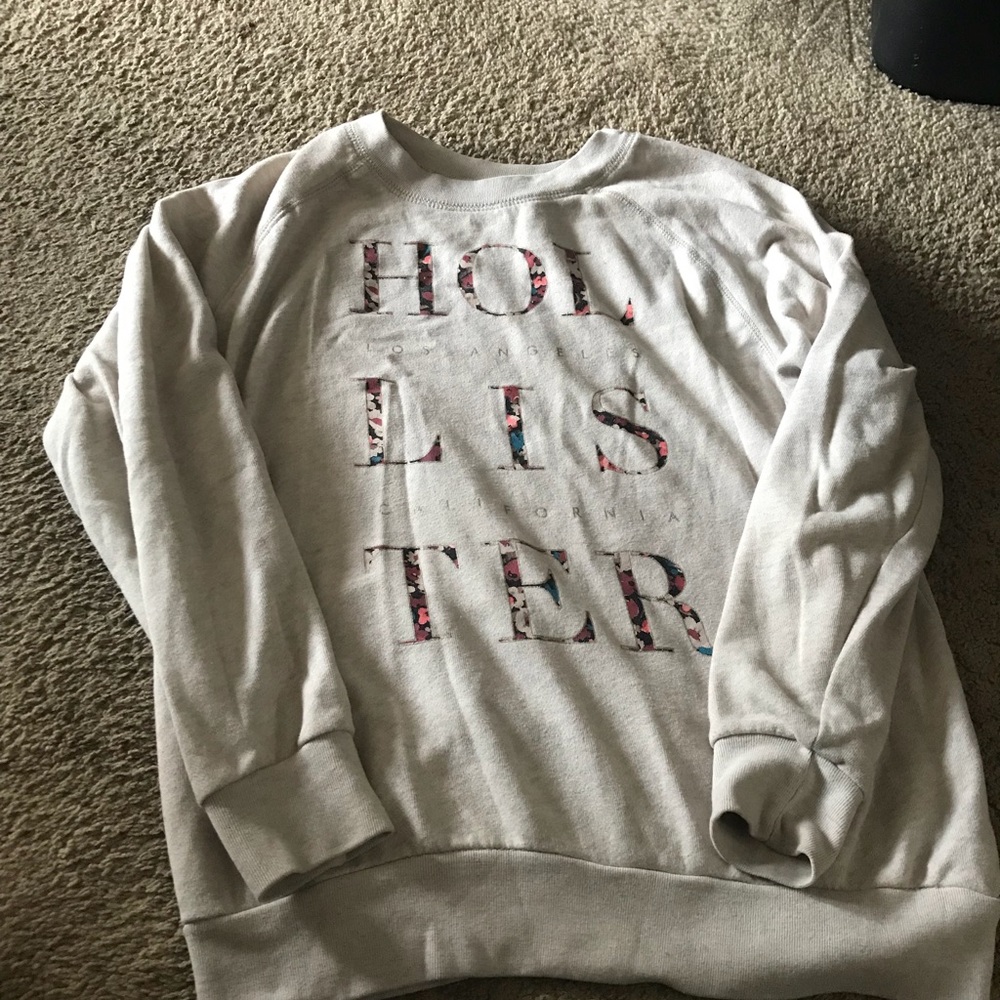 sweatshirt